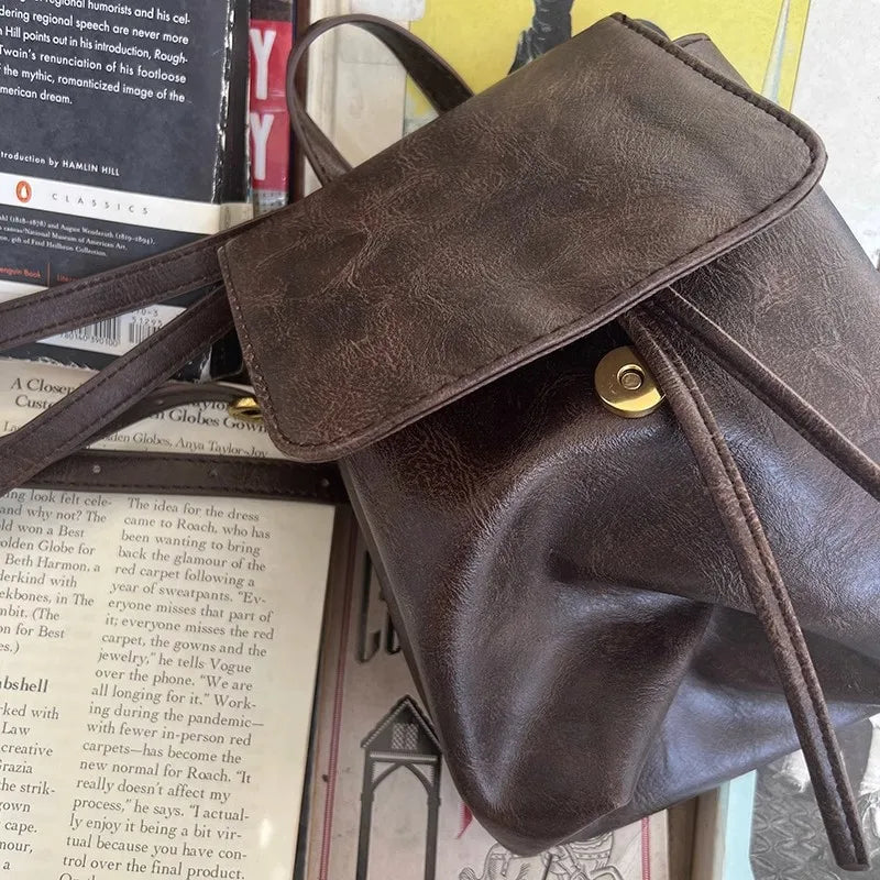 Mochila Pequeña de Mujer – Comodidad, Estilo y Versatilidad en un Solo Diseño