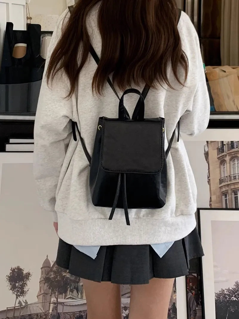Mochila Pequeña de Mujer – Comodidad, Estilo y Versatilidad en un Solo Diseño