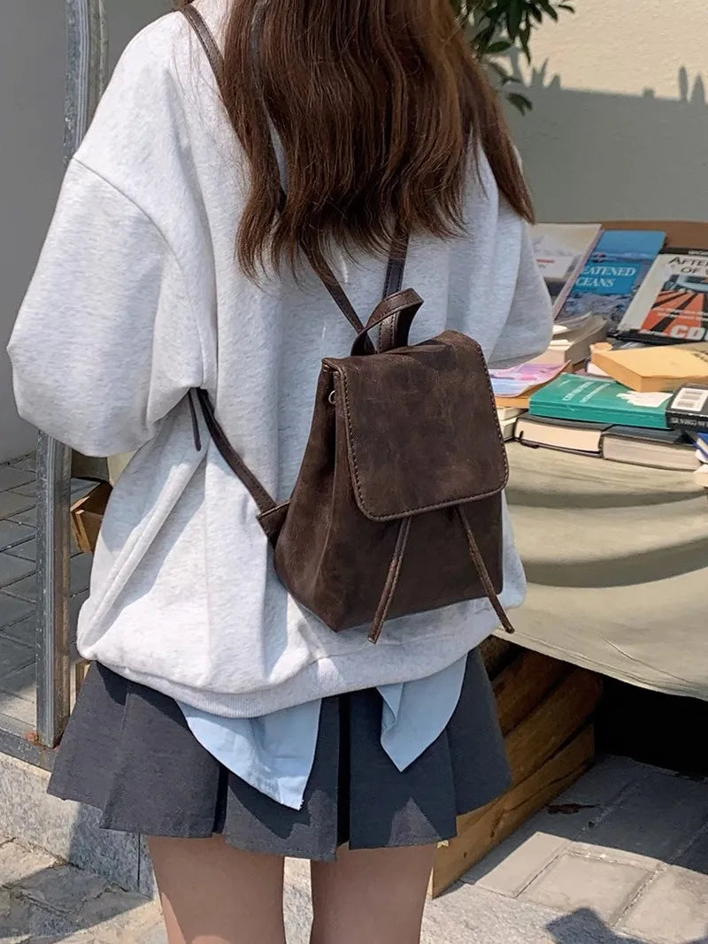 Mochila Pequeña de Mujer – Comodidad, Estilo y Versatilidad en un Solo Diseño