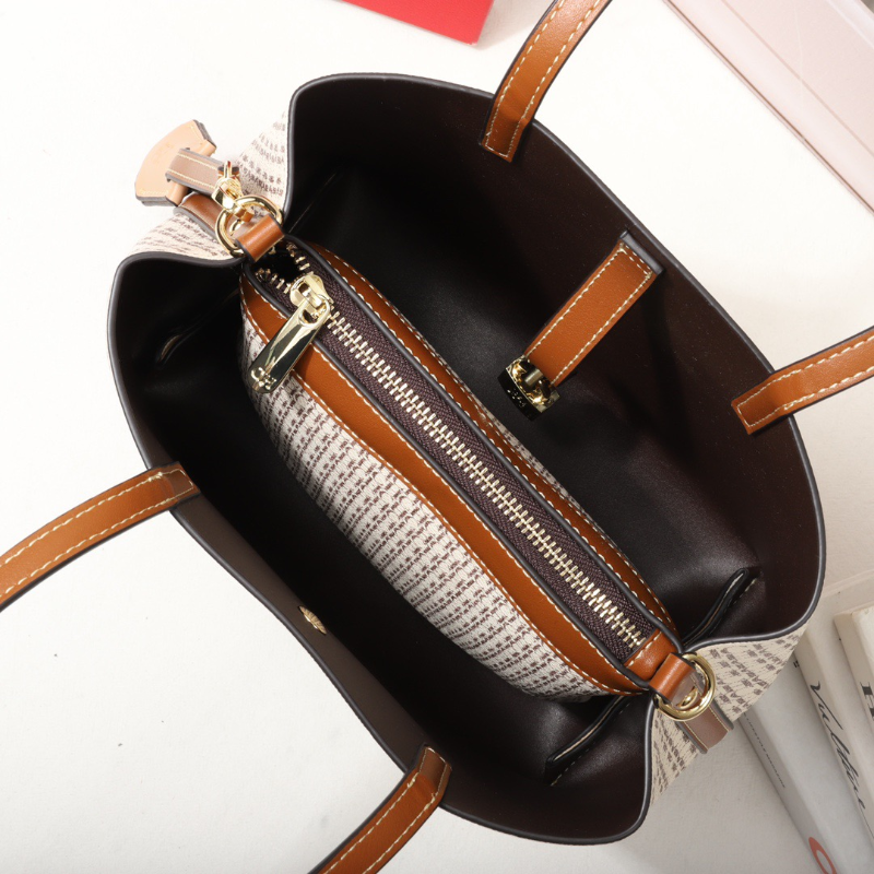 Bolso de Mujer Premium – Elegancia, Capacidad y Estilo Diario