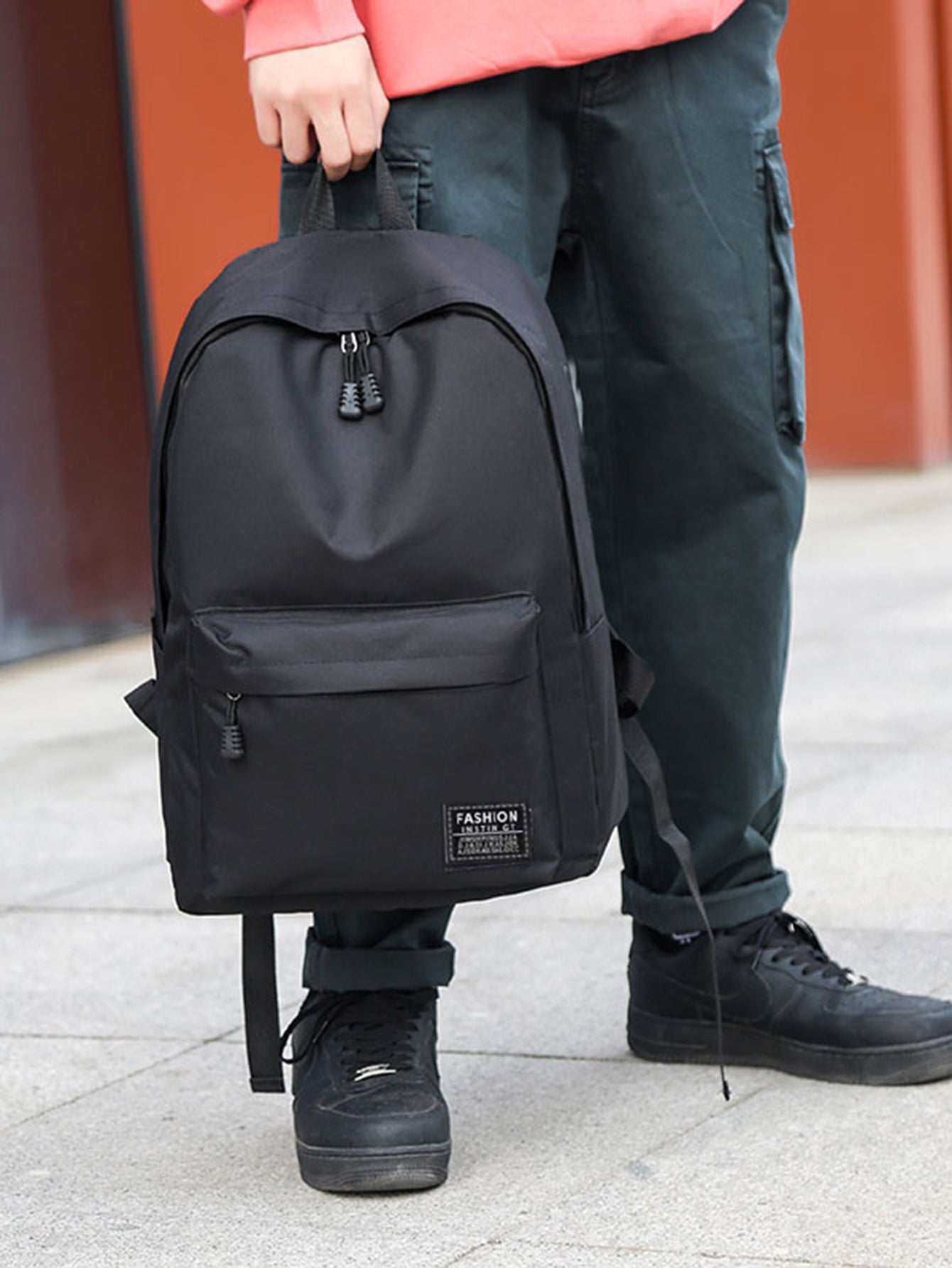 Mochila Casual Unisex de Tela Resistente – Estilo y Funcionalidad para tu DĂa a DĂa