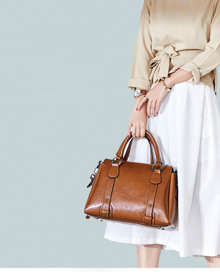 Bolso de Mujer de Cuero Genuino – Estilo Clásico con Toque Moderno